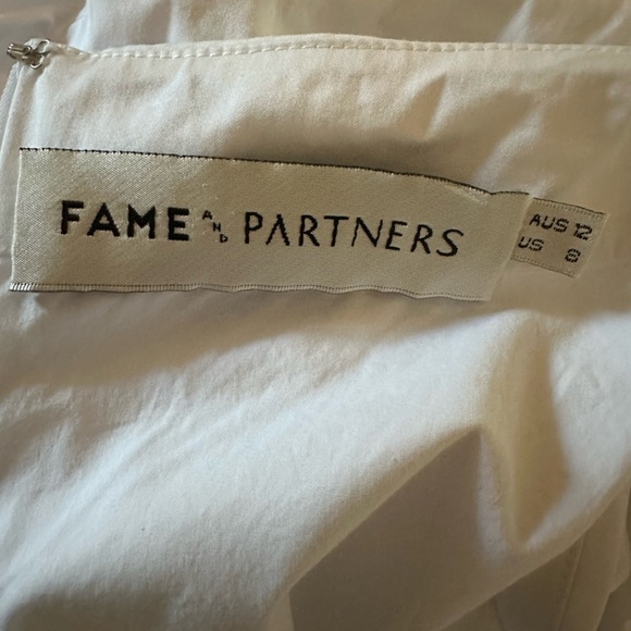 Fame and Partners Elegant White Wrap Dress size 8 - Picture 11 of 11